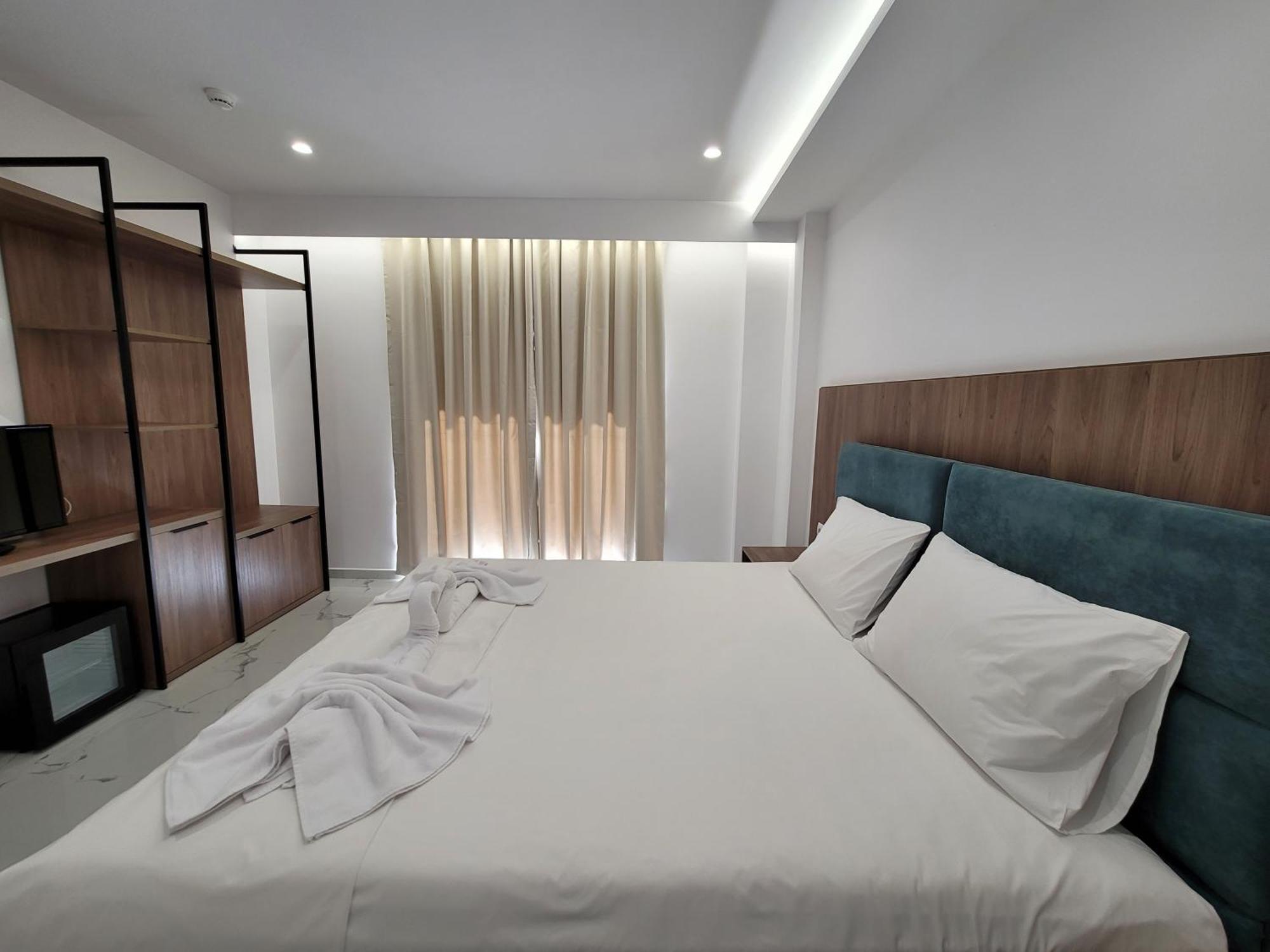 Prestige Hotel Ksamil Extérieur photo