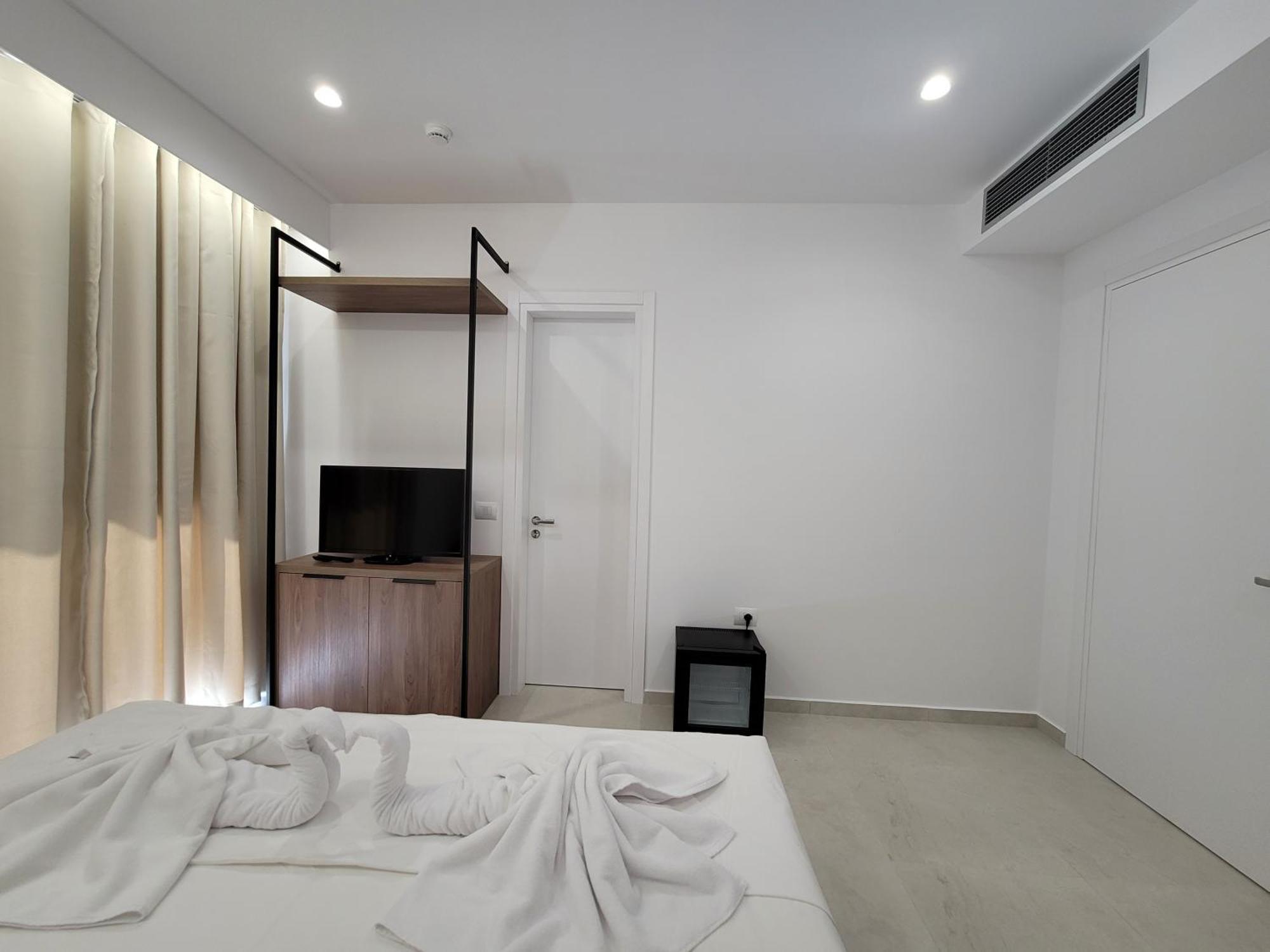 Prestige Hotel Ksamil Extérieur photo