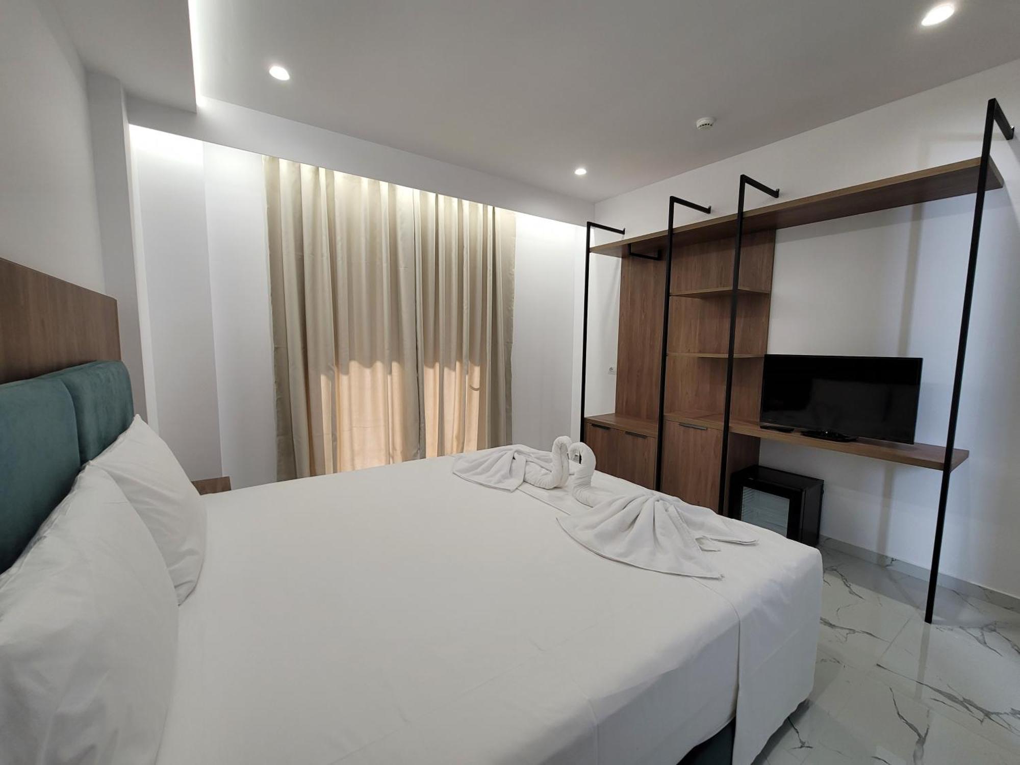 Prestige Hotel Ksamil Extérieur photo