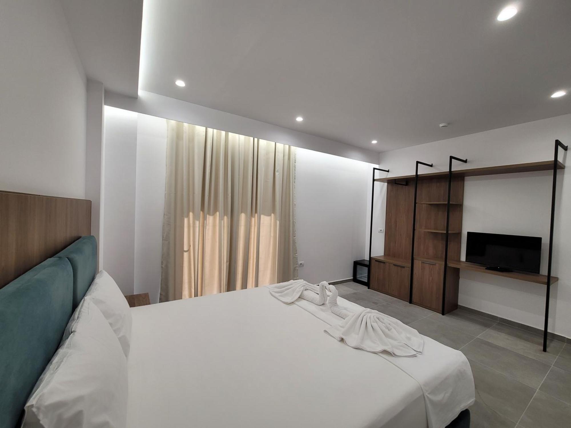 Prestige Hotel Ksamil Extérieur photo