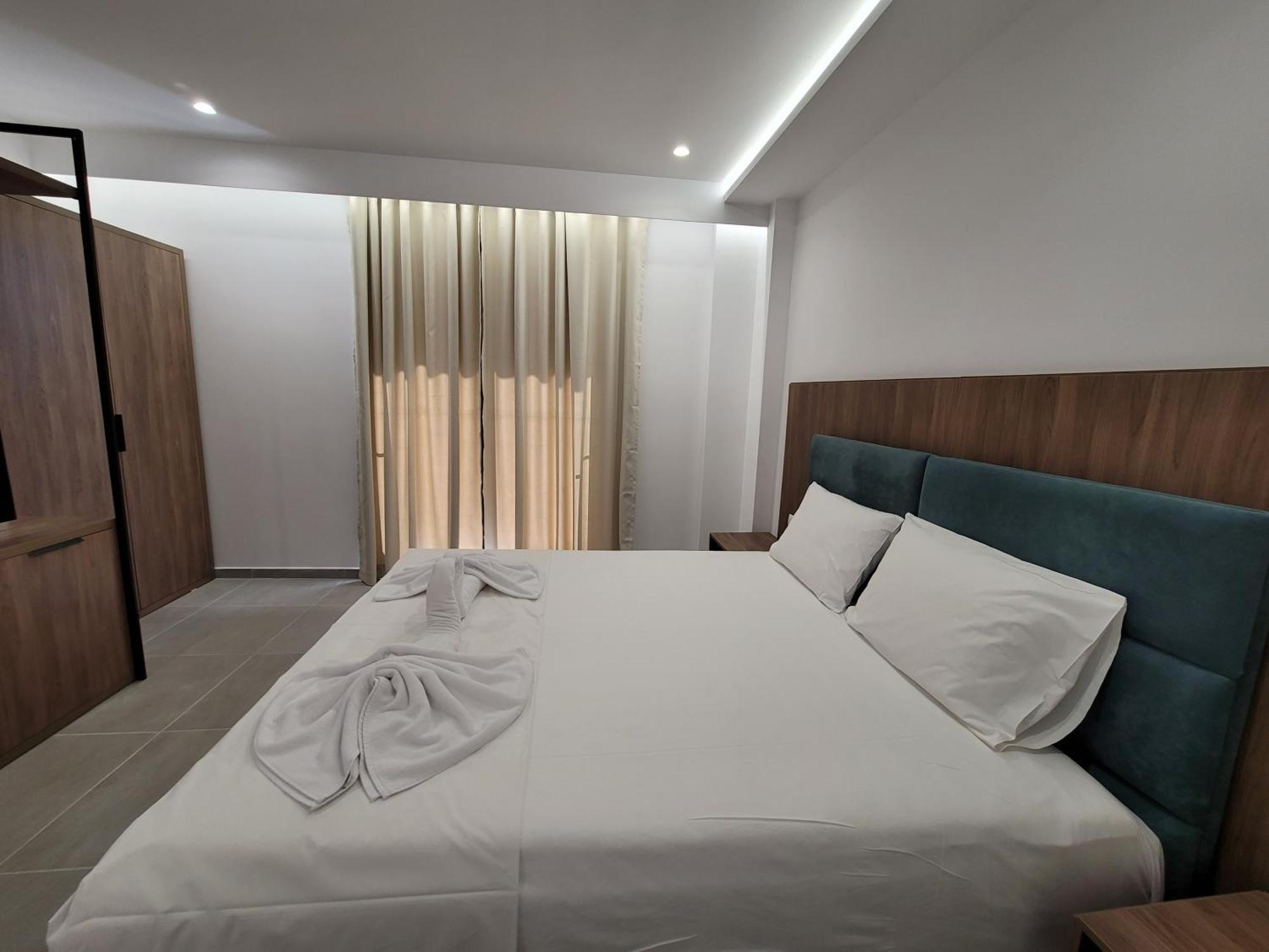 Prestige Hotel Ksamil Extérieur photo