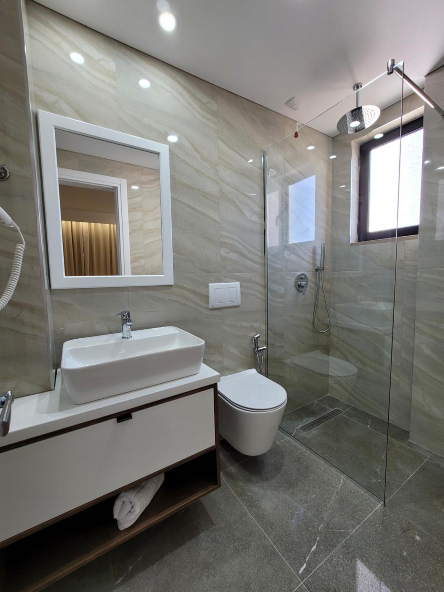 Prestige Hotel Ksamil Extérieur photo